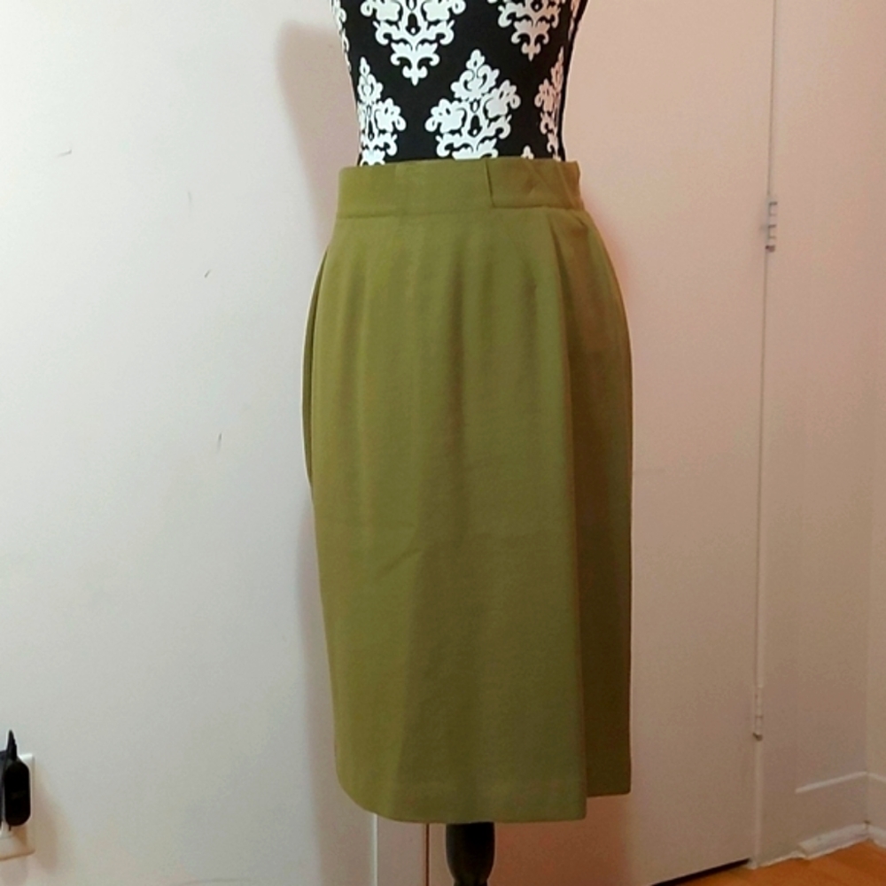 100% vintage virgin wool Mr Jax skirt